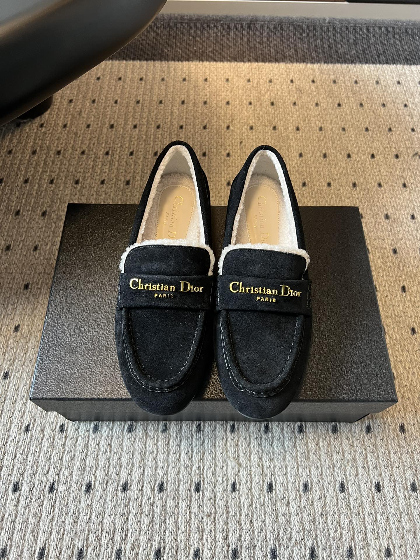 Dior Suede Fur-Lined Loafers – 25SS/FW