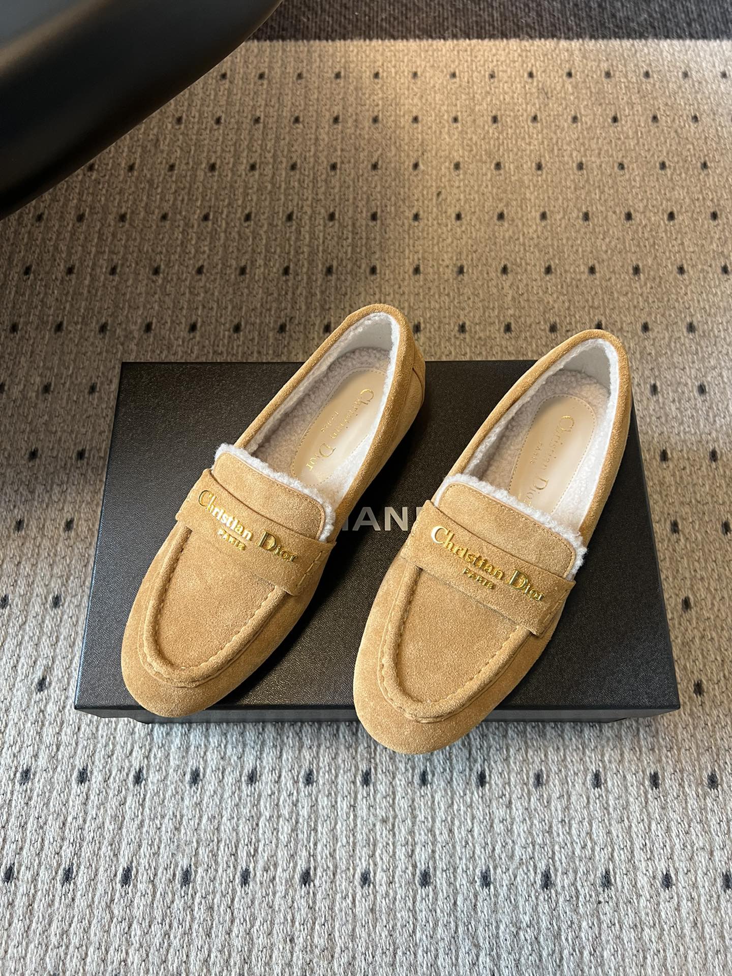 Dior Suede Fur-Lined Loafers – 25SS/FW