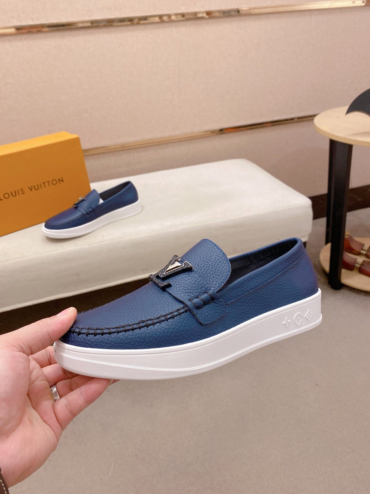 Louis Vuitton New Release Luxury Leather Loafers