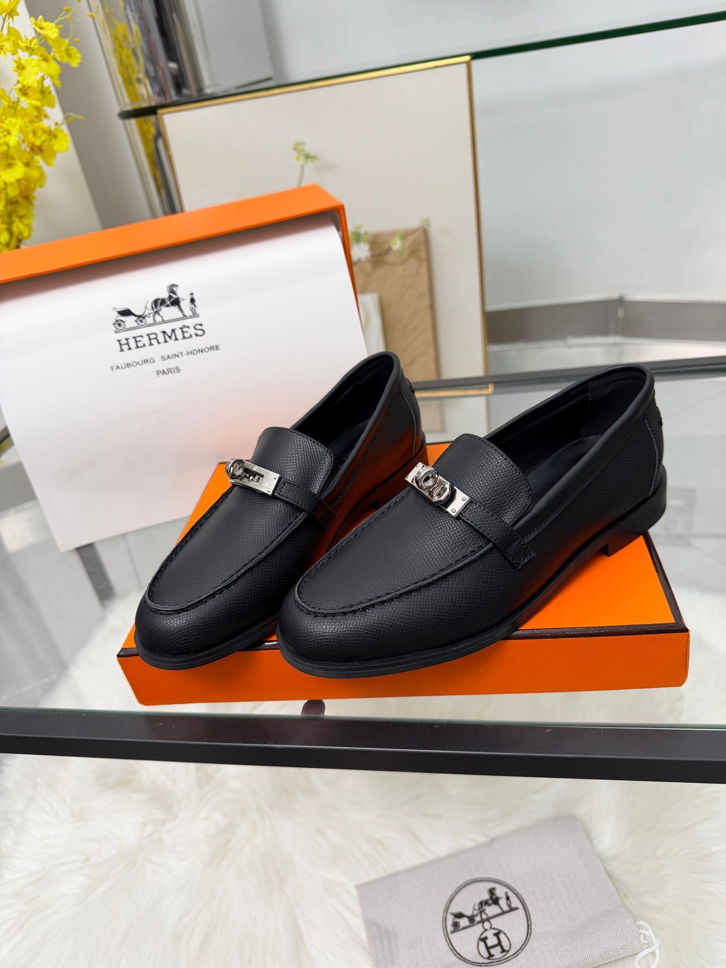 Hermès Classic Leather Sole Sandals