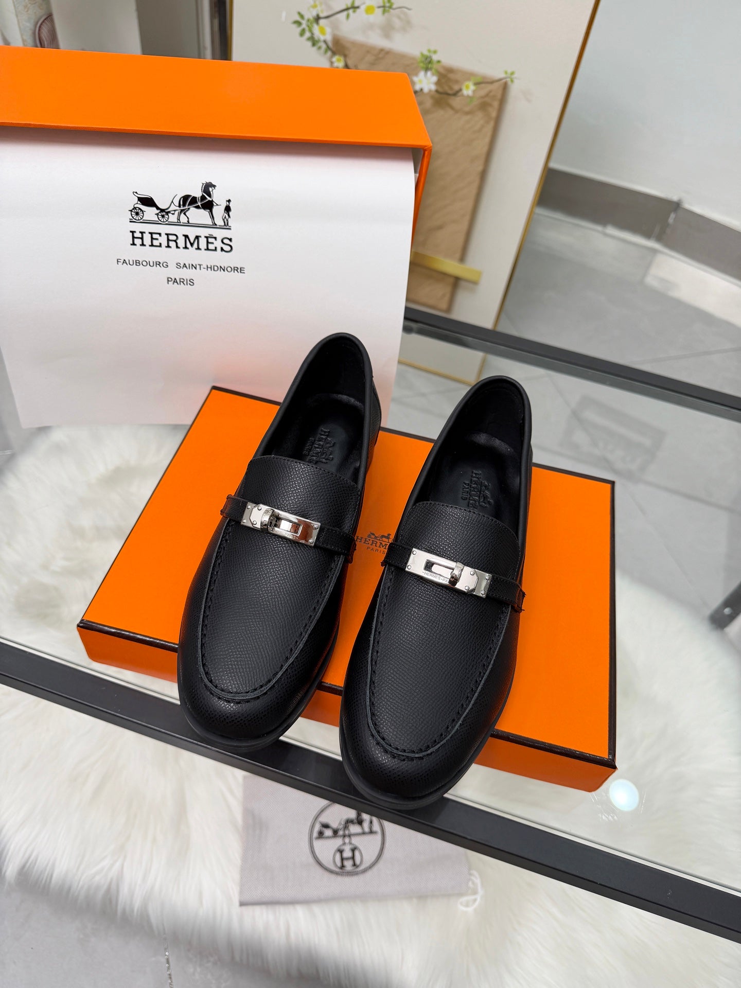 Hermès Classic Leather Sole Sandals