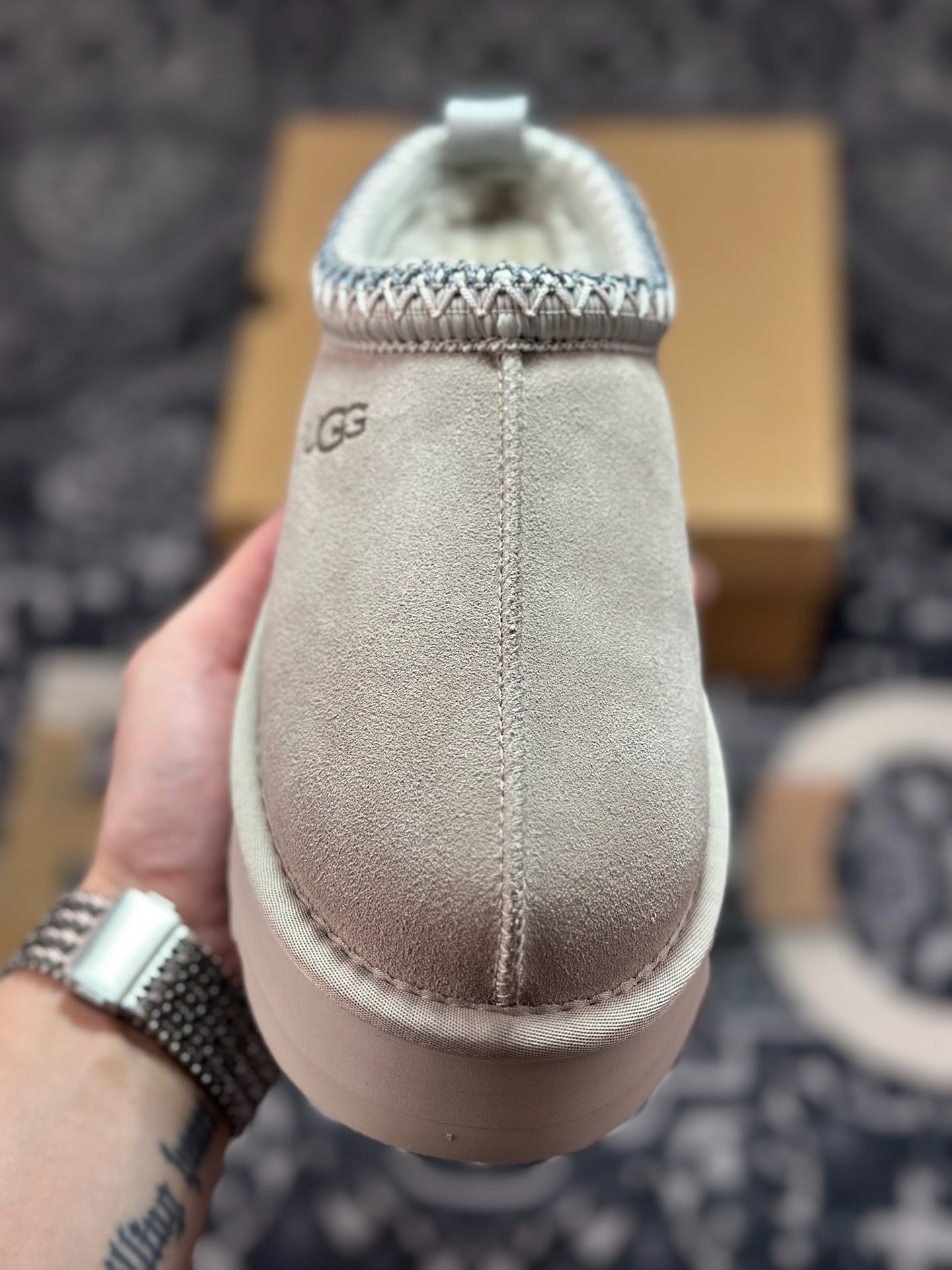UGG Tazz Platform Snow Boots