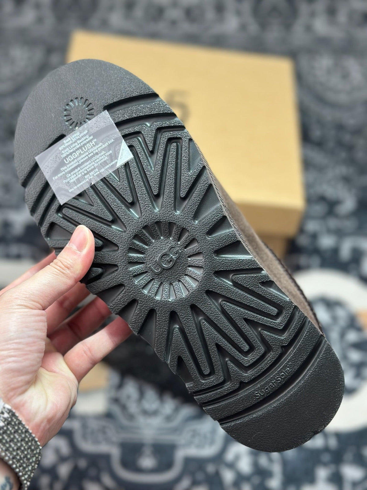 UGG Tazz Winter Platform Snow Boots