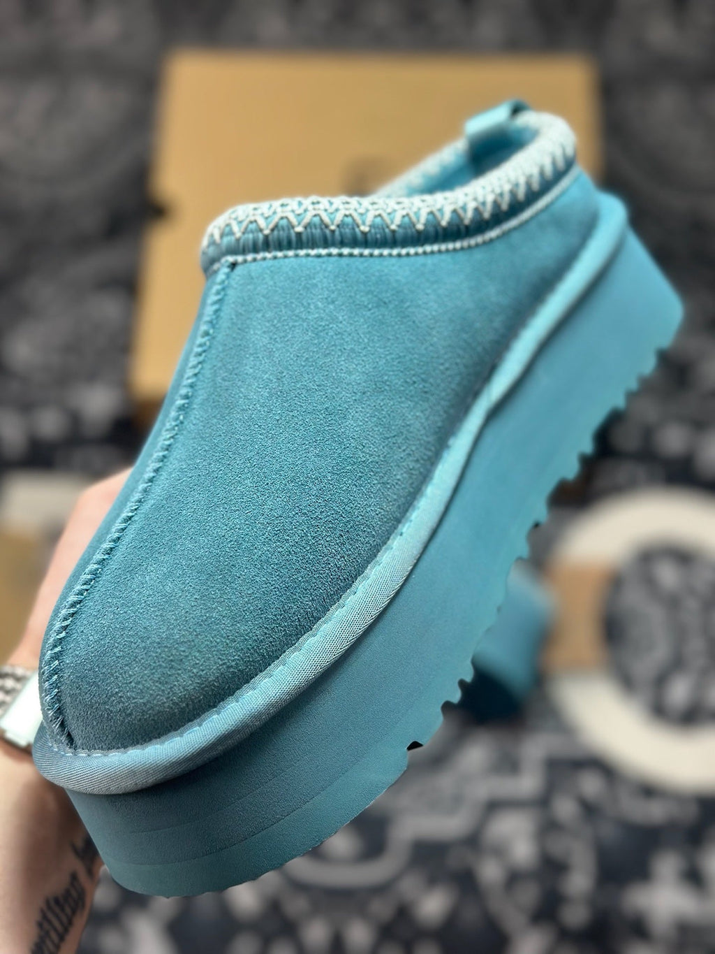 UGG Tazz Platform Snow Boots