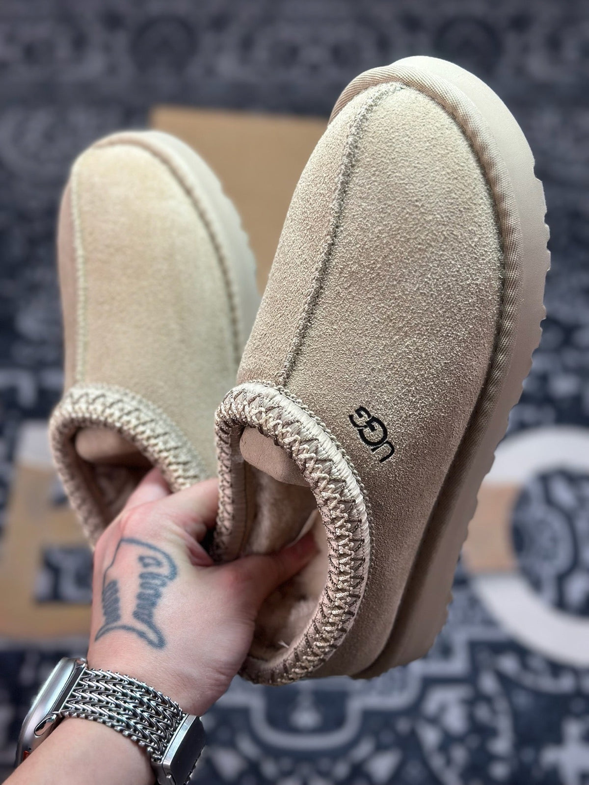 UGG Tazz Platform Snow Boots