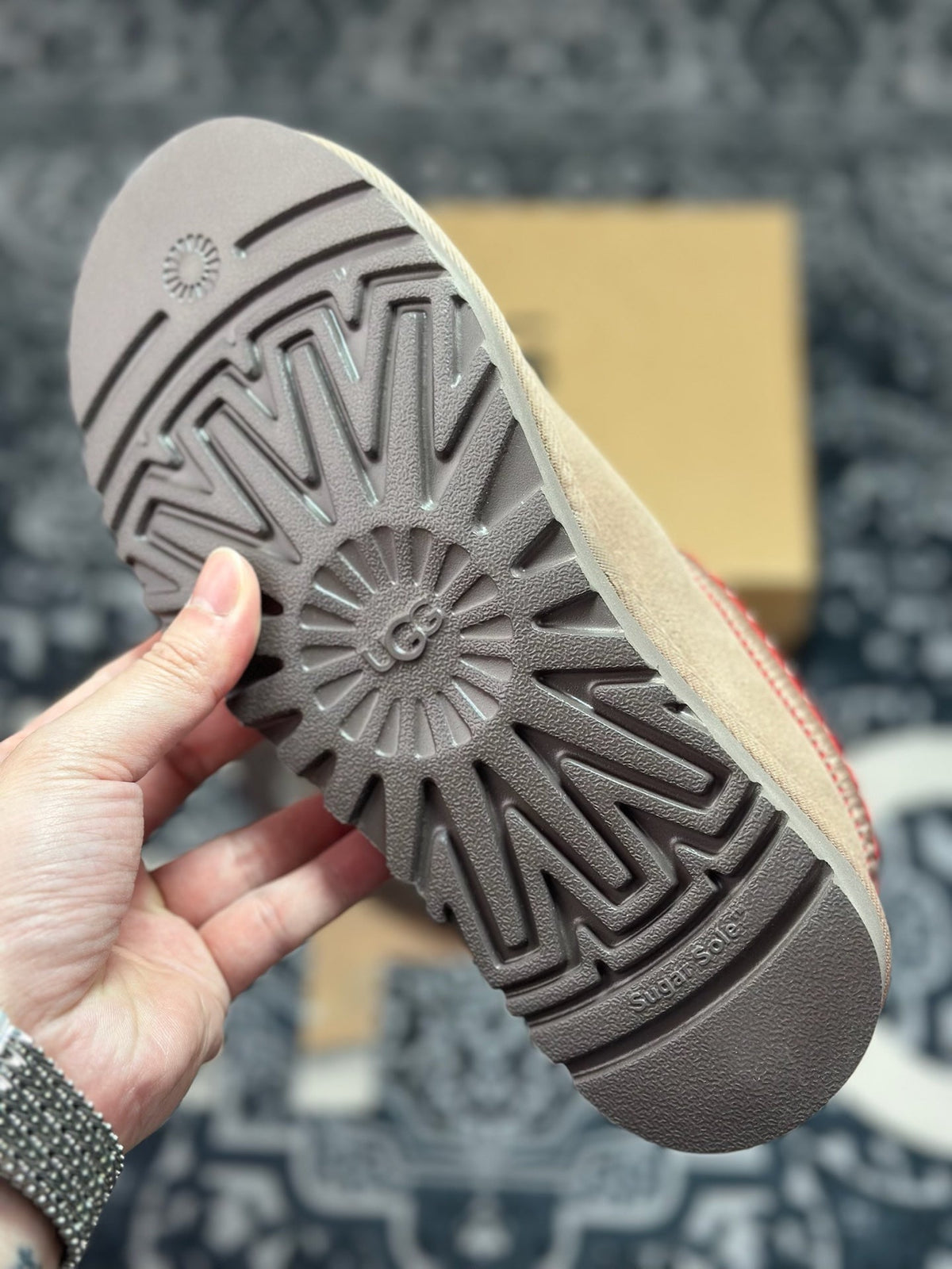 UGG Tazz Platform Snow Boots