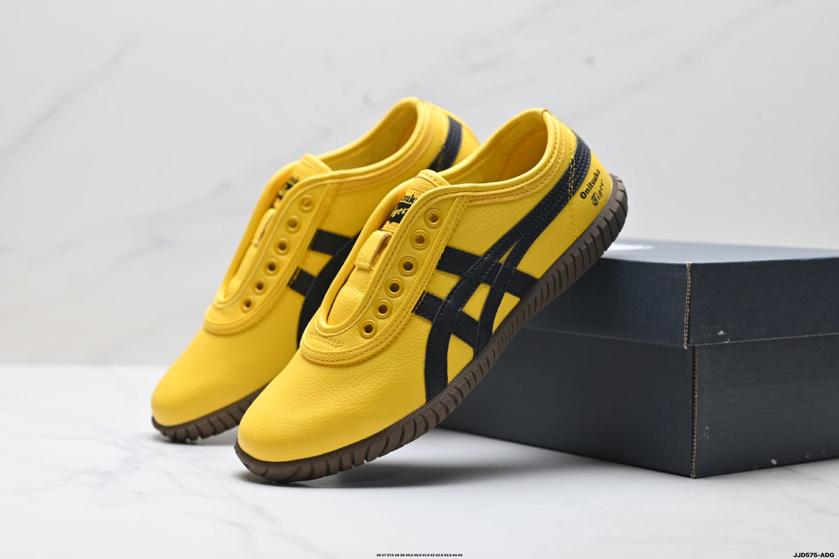 Onitsuka Tiger TSUNAHIKI Slip-On Casual Sneakers