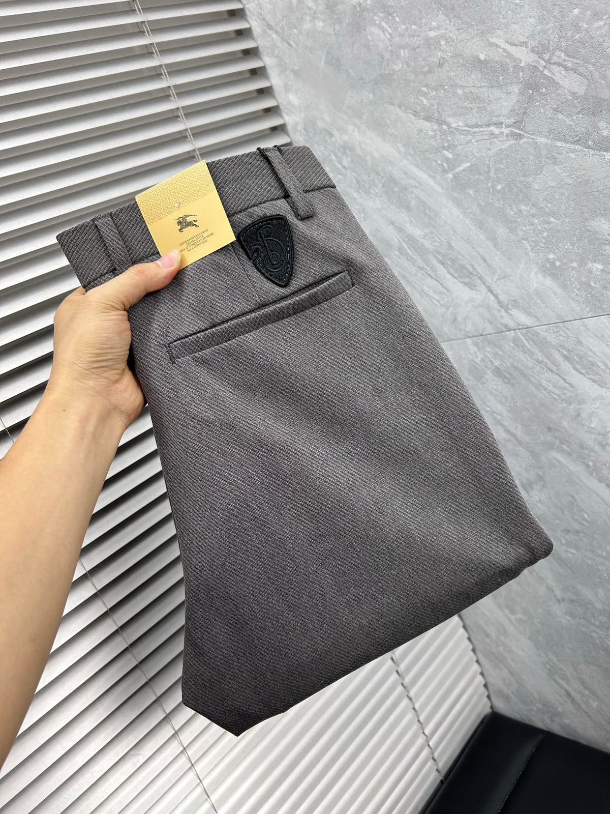 Burberry Tailored Casual Trousers – 2025SS