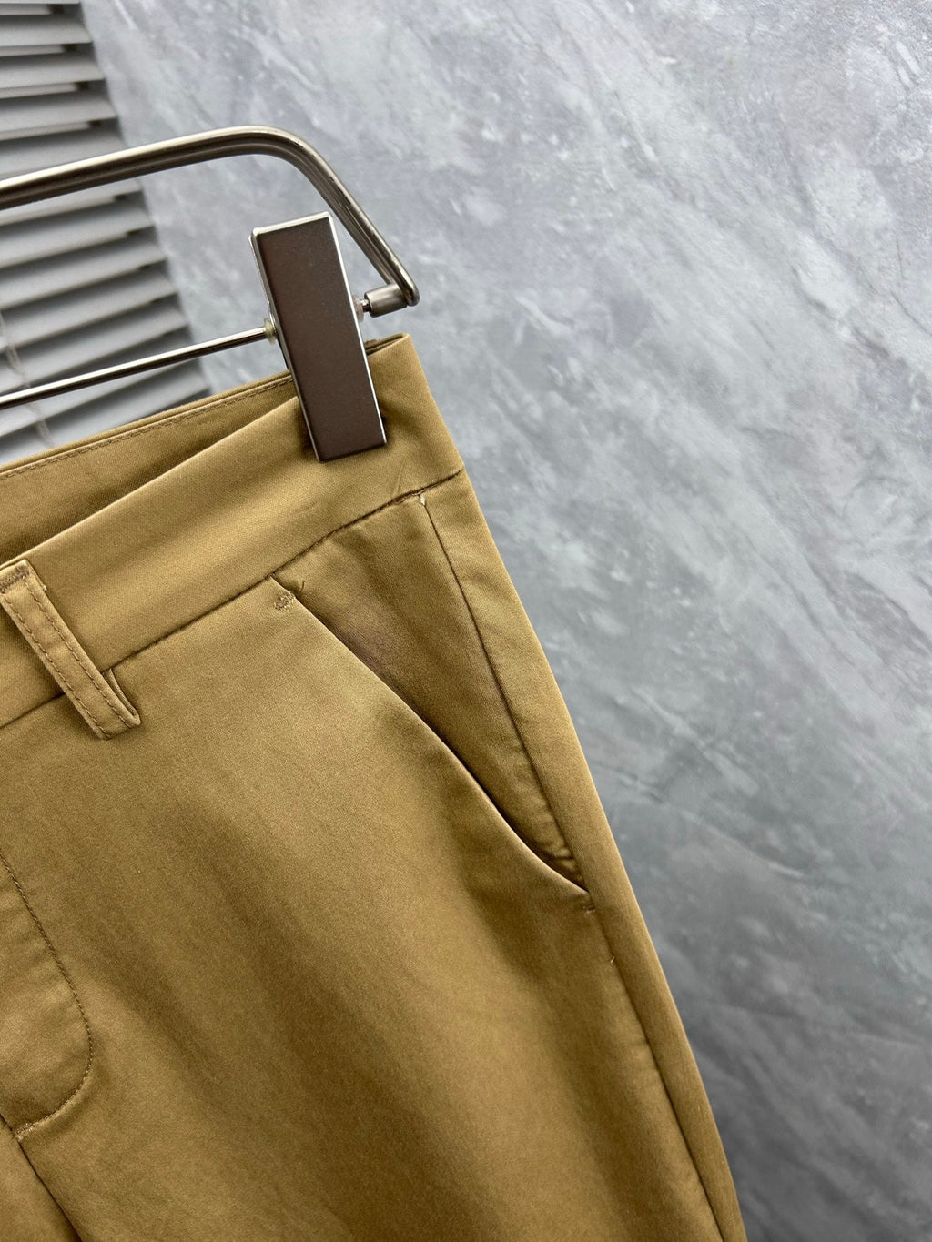 Burberry Tailored Casual Trousers – 2025SS