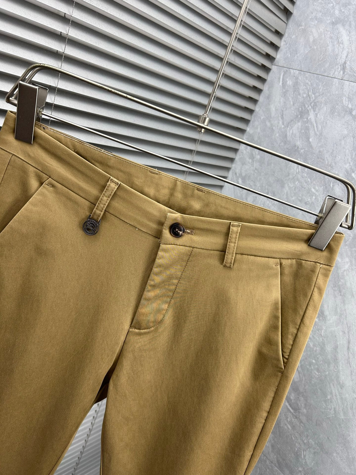 Burberry Tailored Casual Trousers – 2025SS