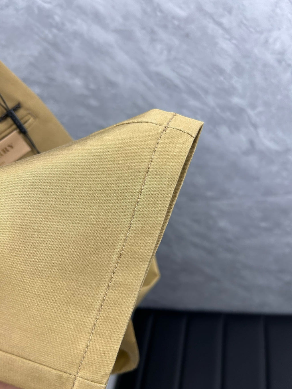 Burberry Tailored Casual Trousers – 2025SS