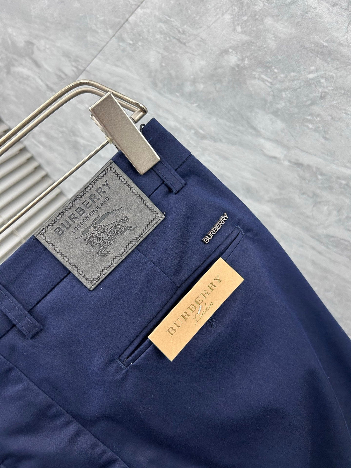 Burberry Tailored Casual Trousers – 2025SS