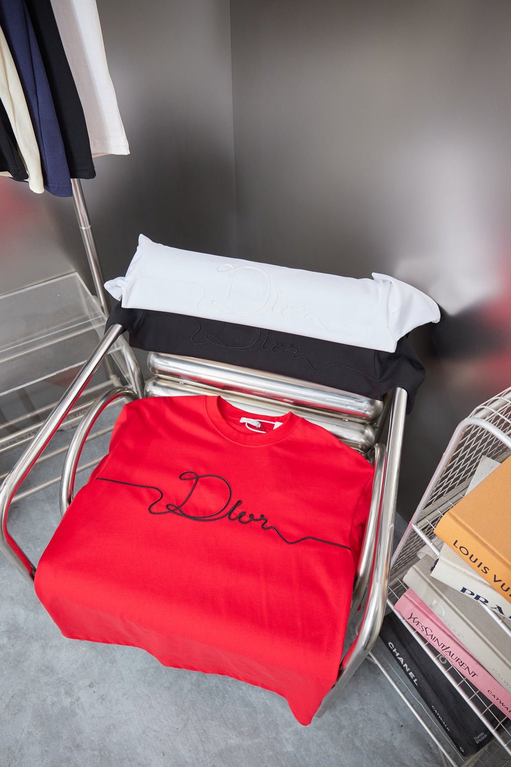 Dior Embroidered Logo Print T-Shirt – 25SS Early Spring Collection