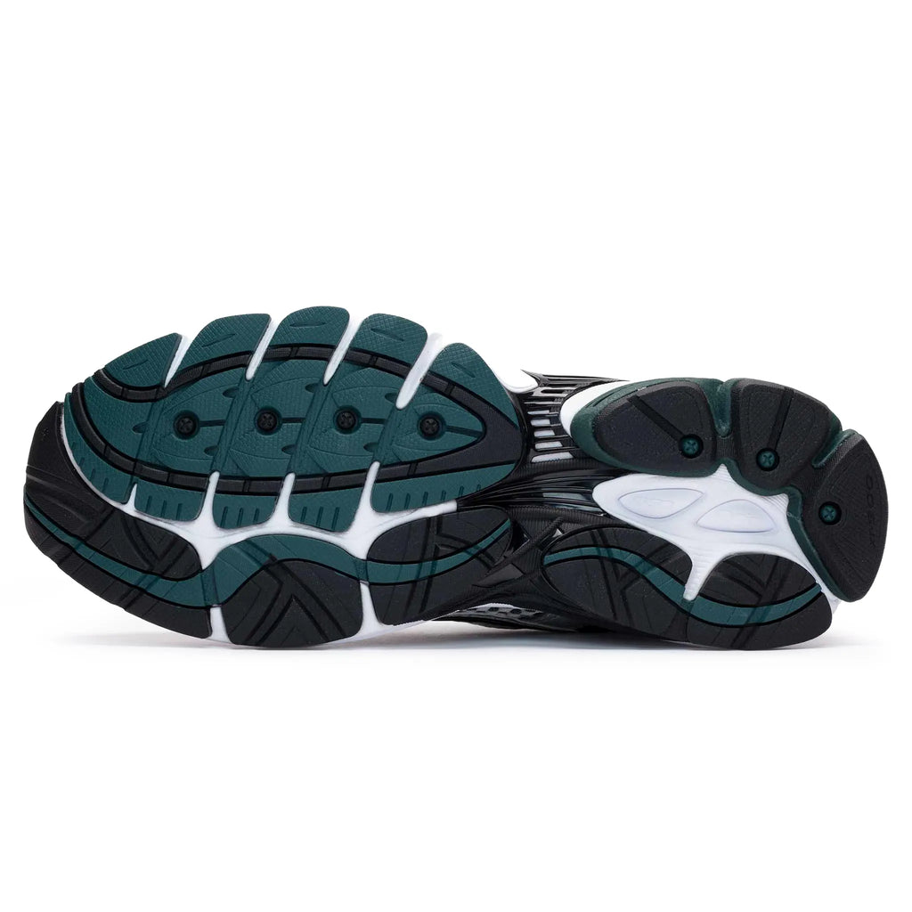Saucony Progrid Omni 9 White Pine Green Sneakers