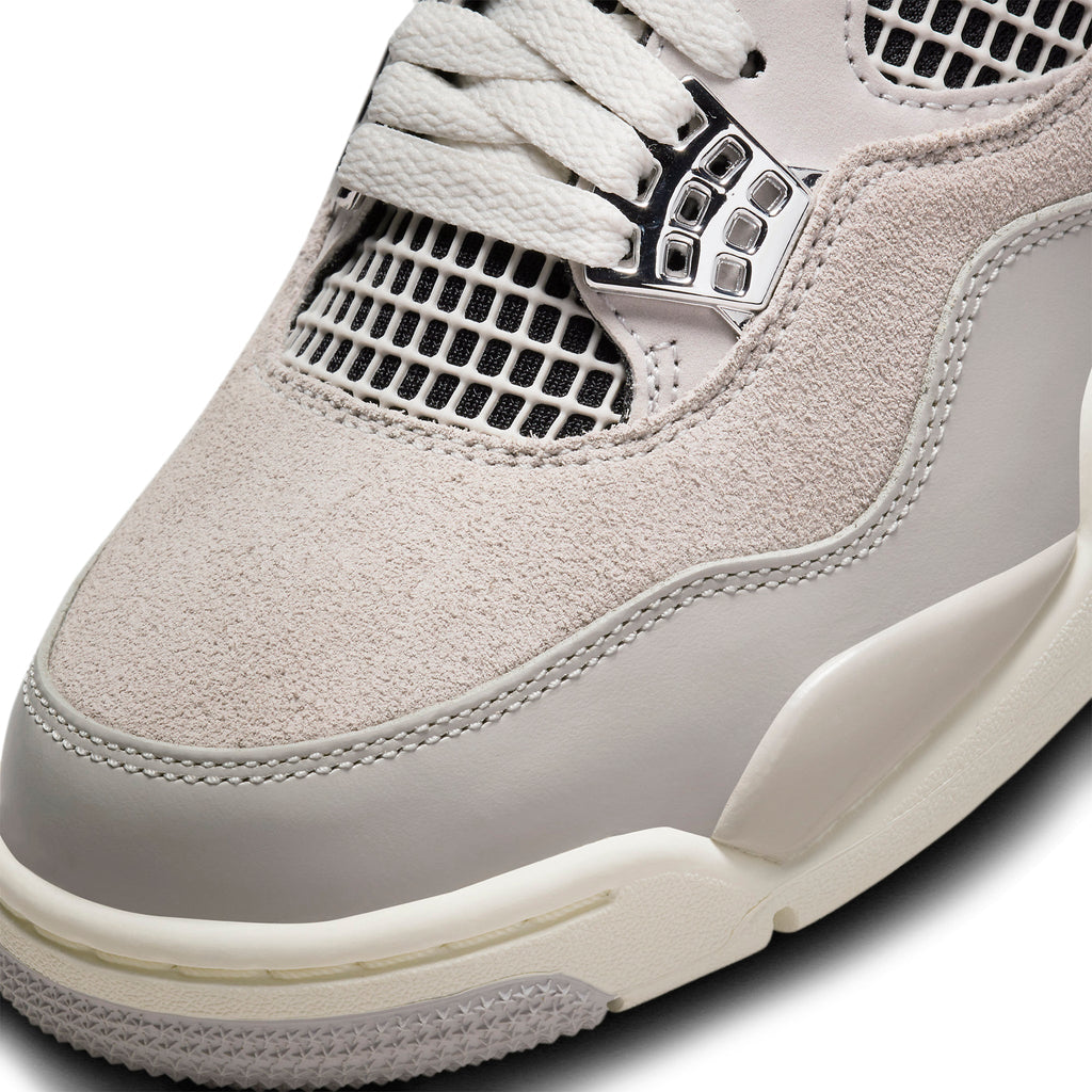Air Jordan 4 Retro Frozen Moments - Women's Sneakers - Grey