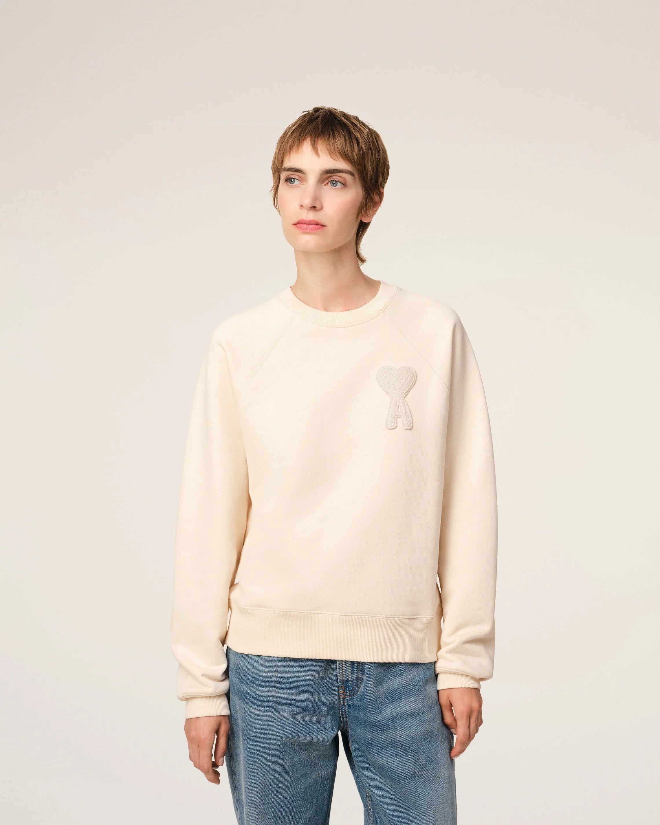 AMI Paris Ami de Coeur Raglan Crewneck Sweatshirt – 25FW