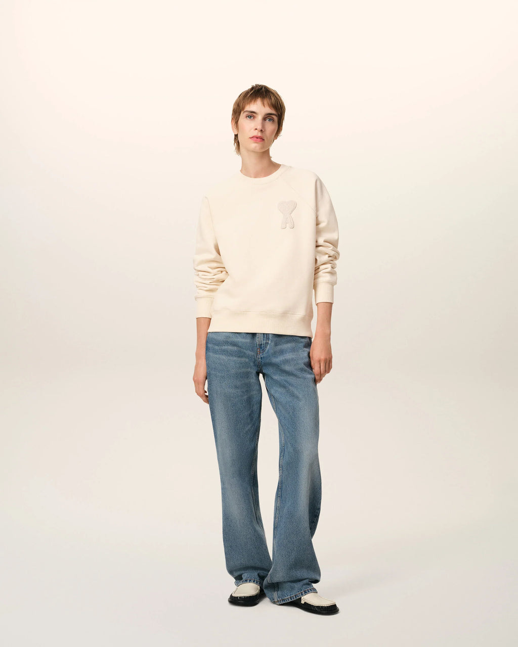 AMI Paris Ami de Coeur Raglan Crewneck Sweatshirt – 25FW