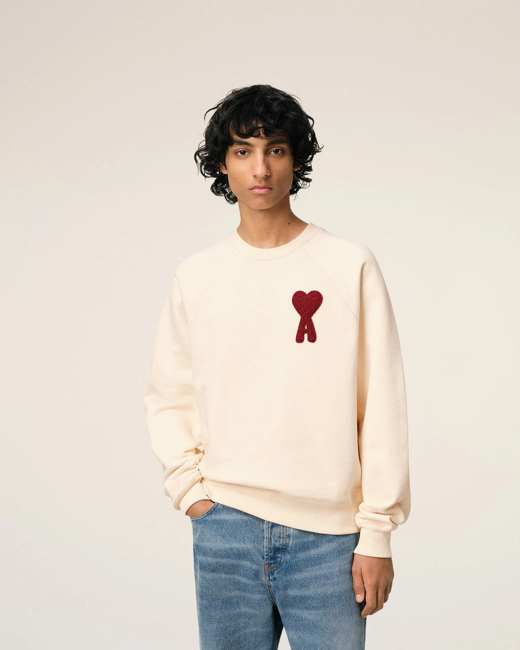 AMI Paris Ami de Coeur Raglan Crewneck Sweatshirt – 25FW