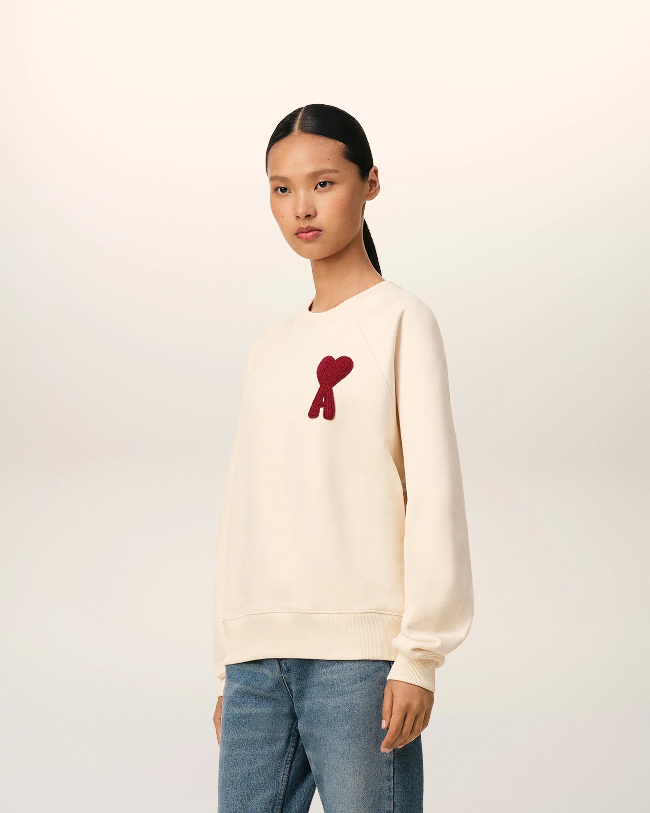 AMI Paris Ami de Coeur Raglan Crewneck Sweatshirt – 25FW